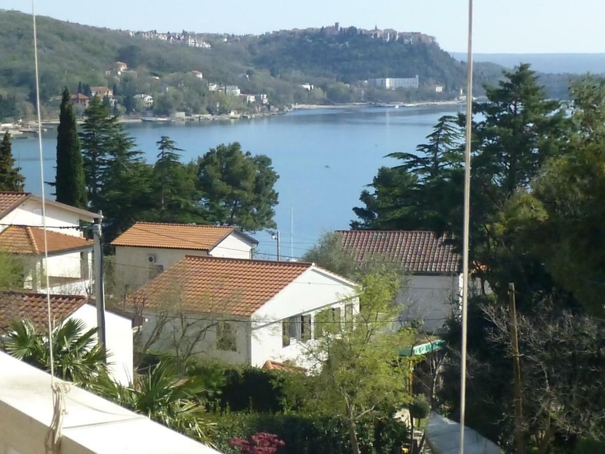 Apartments Vila Lavanda Omisalj ภายนอก รูปภาพ